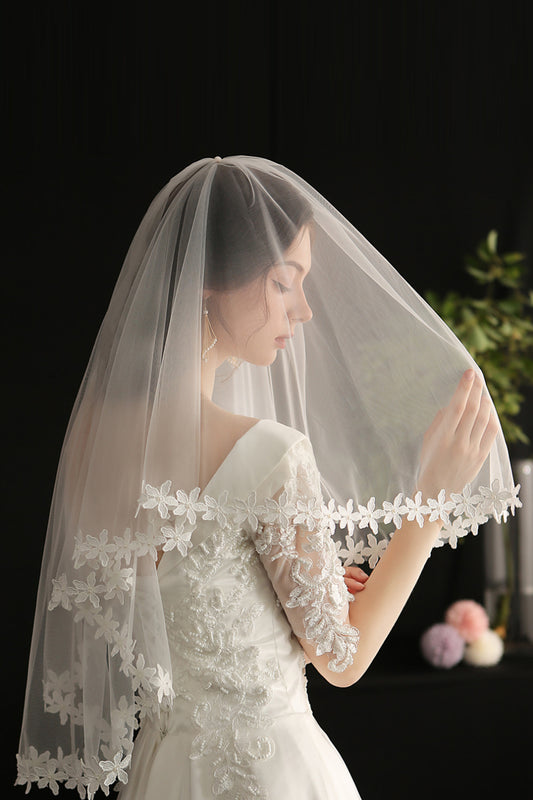 White Lace Applique Tulle Double Bridal Veil