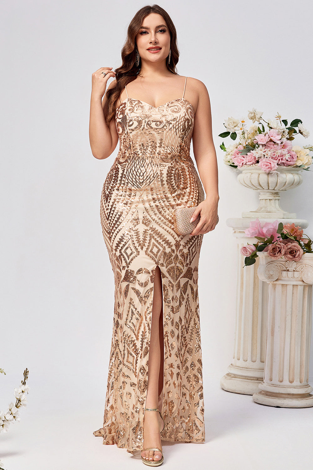 Zapaka Women Sparkly Plus Size Gold Long Prom Dress Mermaid Spaghetti Straps Sequined Embroidery Evening Dress with Slit, Golden / 3XL Zapaka Women Sparkly Plus Size Gold Long Prom Dress Mermaid Spaghetti Straps Sequined Embroidery Evening Dress with Slit, Golden / 3XL