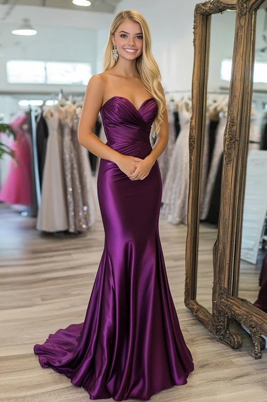 Chic Plum Satin Sweetheart Sheath Ruched Long Prom Dress