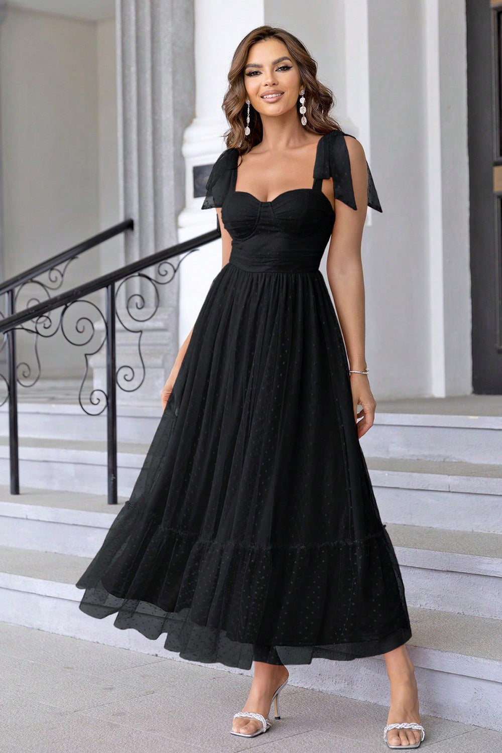 ZAPAKASA Women A Line Black Bridesmaid Dress with Bow Spaghetti Straps Black Pleated Sweetheart Long Wedding Guest Dress ZAPAKASA Women A Line Black Bridesmaid Dress with Bow Spaghetti Straps Black Pleated Sweetheart Long Wedding Guest Dress
