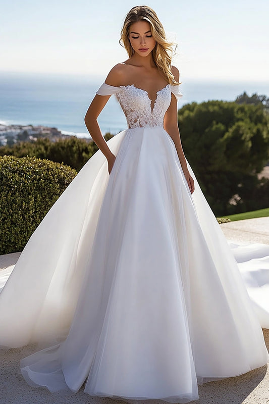 Ivory Ball Gown Lace Sweep Train Wedding Dress