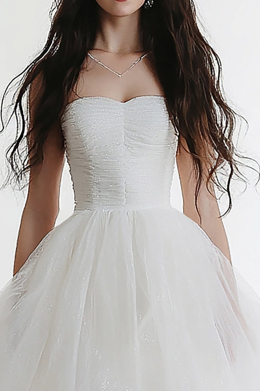 White A Line Tulle Sweetheart Midi Graduation Dress