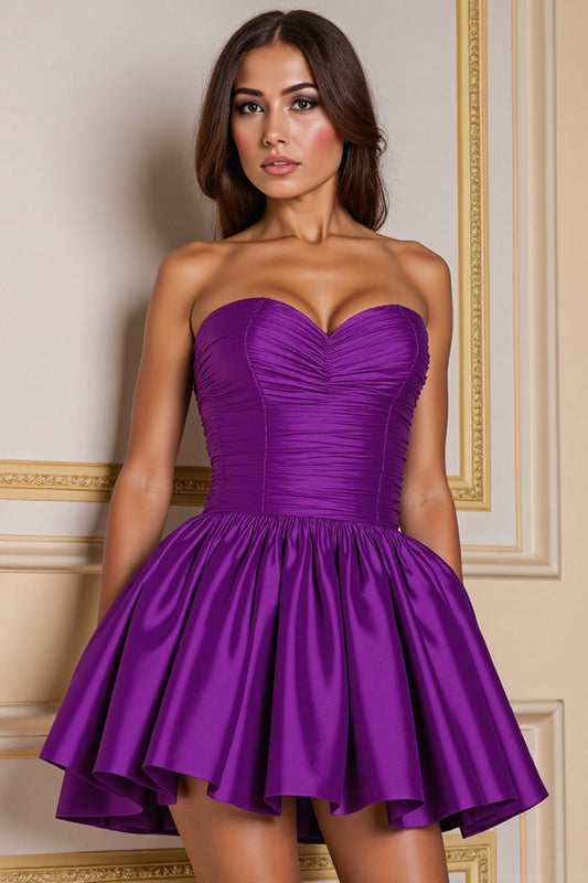 Dark Purple Sweetheart Satin Ruched Short Homecoming Dress