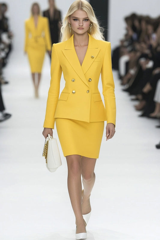 Yellow Peak Lapel 2 Piece Double Breasted Business Suits with Pockets