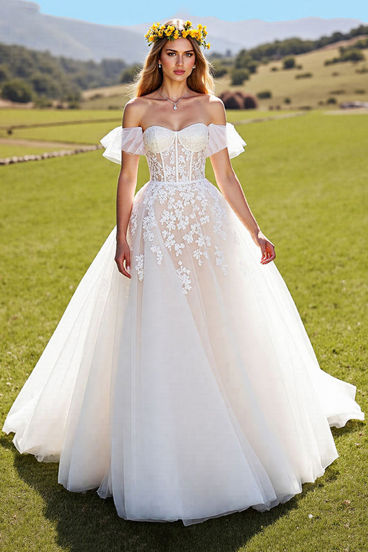 Tulle Corset A-Line Ivory Sweep Train Wedding Dress with Appliques