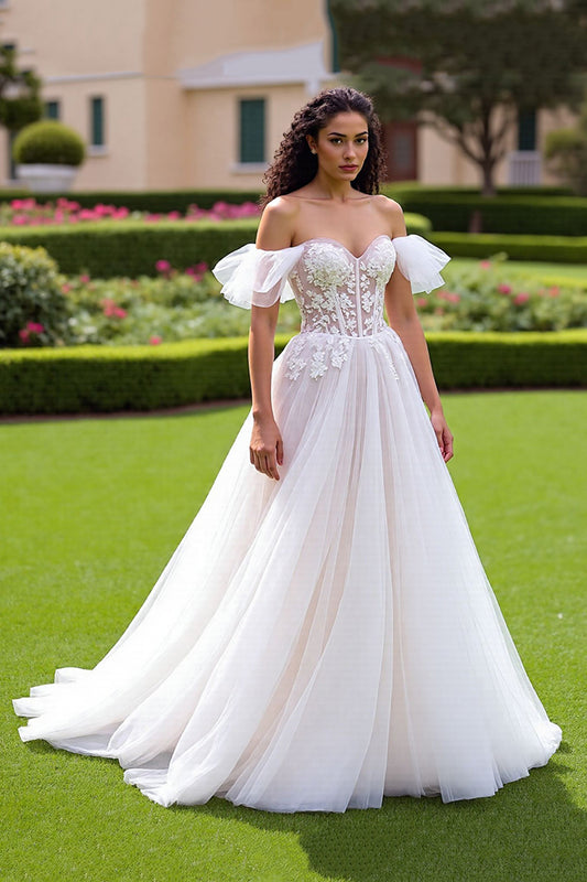 Tulle Ivory Ruffled Corset Ball Gown Wedding Dress with Lace