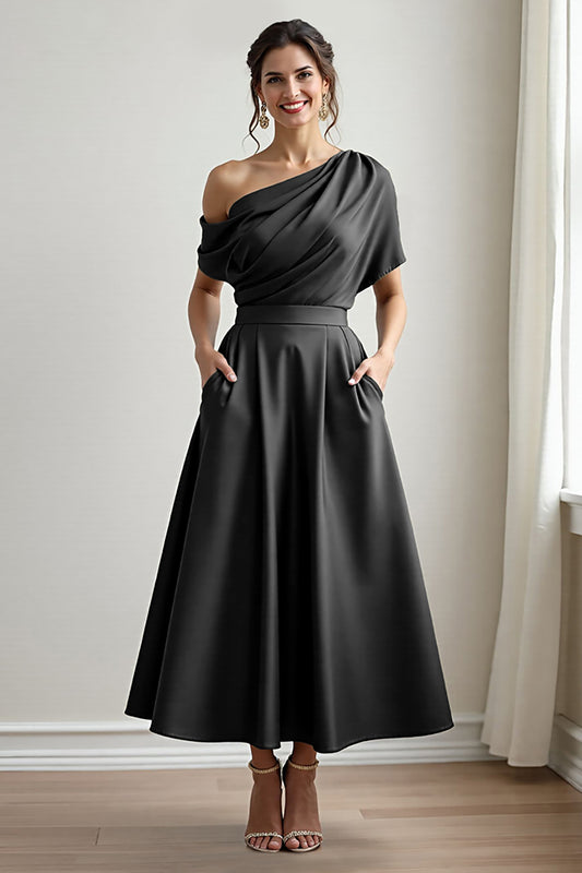 Zapaka Black A Line Long Satin Mother of the Bride Dress with Pockets One Shoulder Ruched Wedding Guest Dress with Sleeves