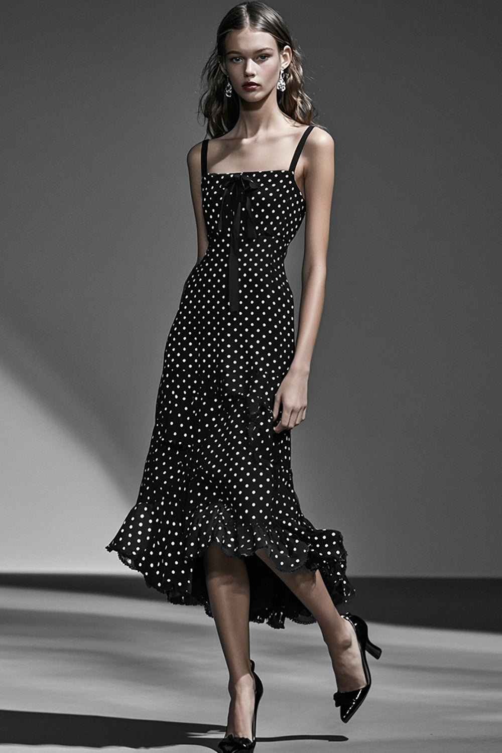 Zapaka Women Black White Polka Dots Dress Ruffled A Line Chiffon Summer Cocktail Dress, Black White Dot / US16W