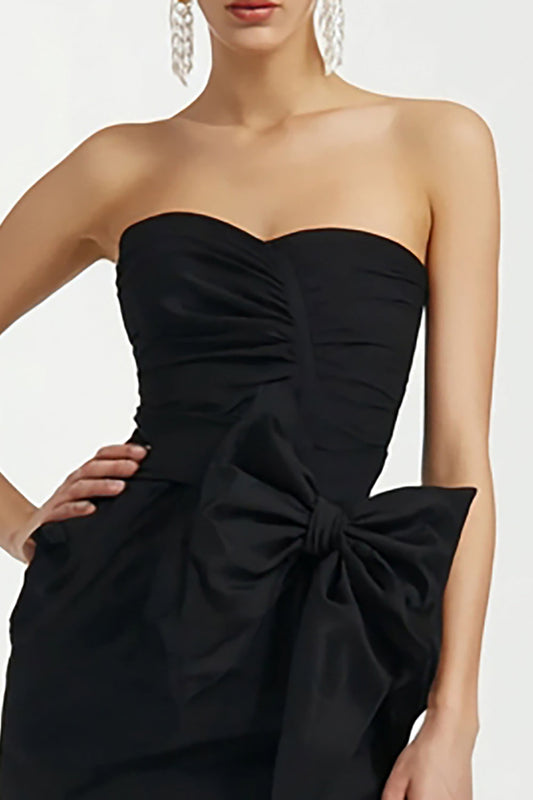 Black Satin Sweetheart Bodycon Mini Cocktail Dress with Bow