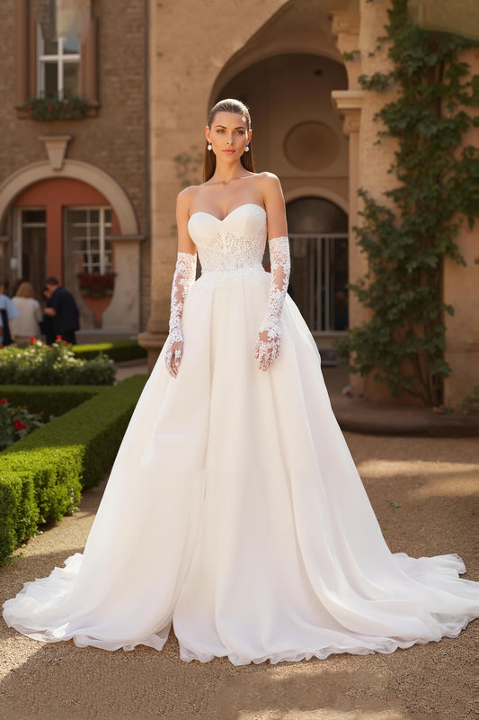 Ivory Ball Gown Sweetheart Sweep Train Wedding Dress with Lace
