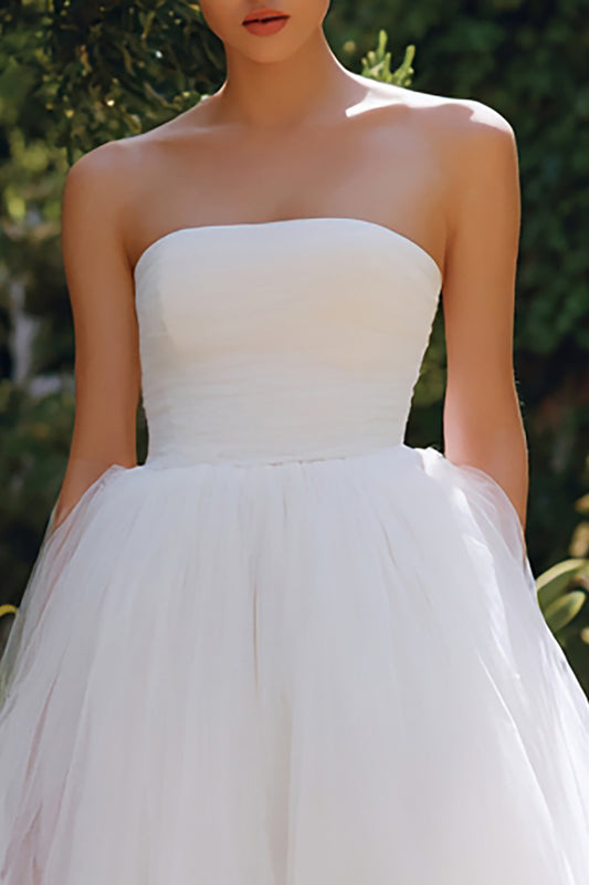 White A Line Tulle Strapless Long Engagement Dress