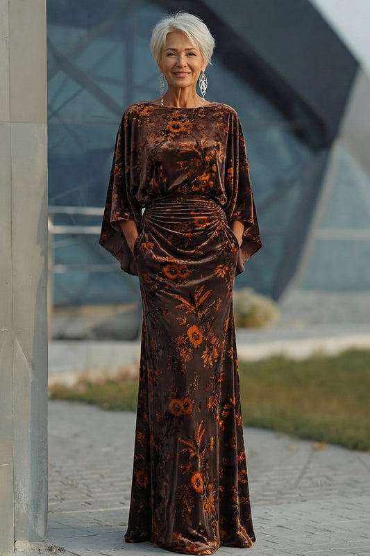 Floral Brown Ruched Velvet Long Mother of the Bride Dress with Sleeves Sheath Backless Boat Neck Mother of the Groom Dress with Pockets