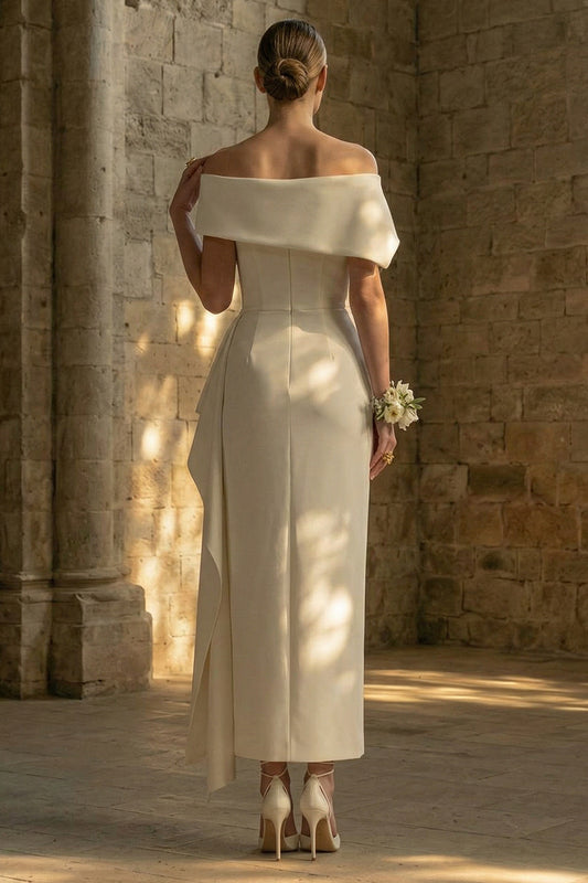 Sheath White Maxi Ruched Beach Wedding Dress with Side Cape