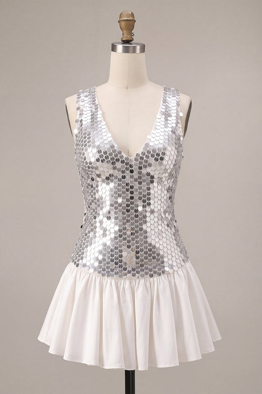 Sparkly Silve Sequin V-Neck A Line Short Homecoming Dress
