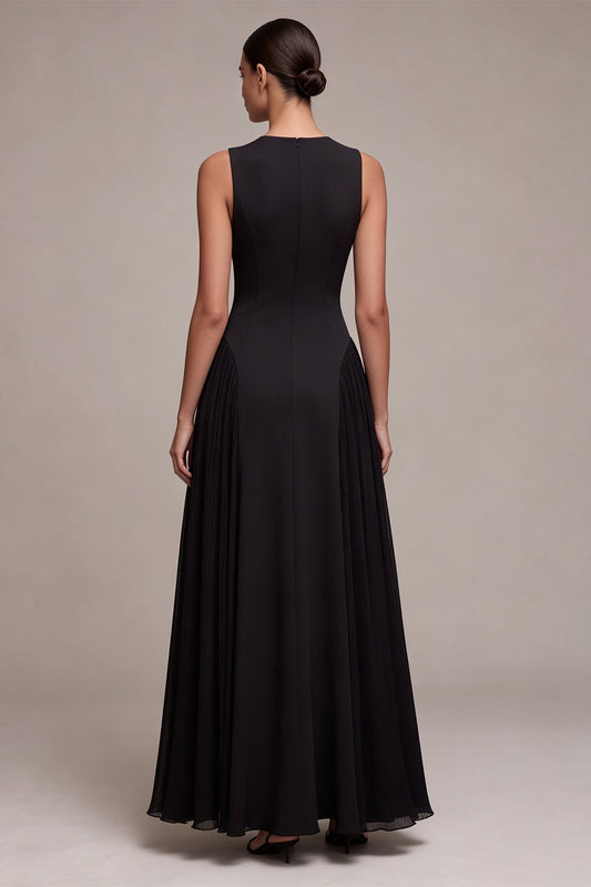 Black A Line Simple Round Neck Pleated Long Formal Dress