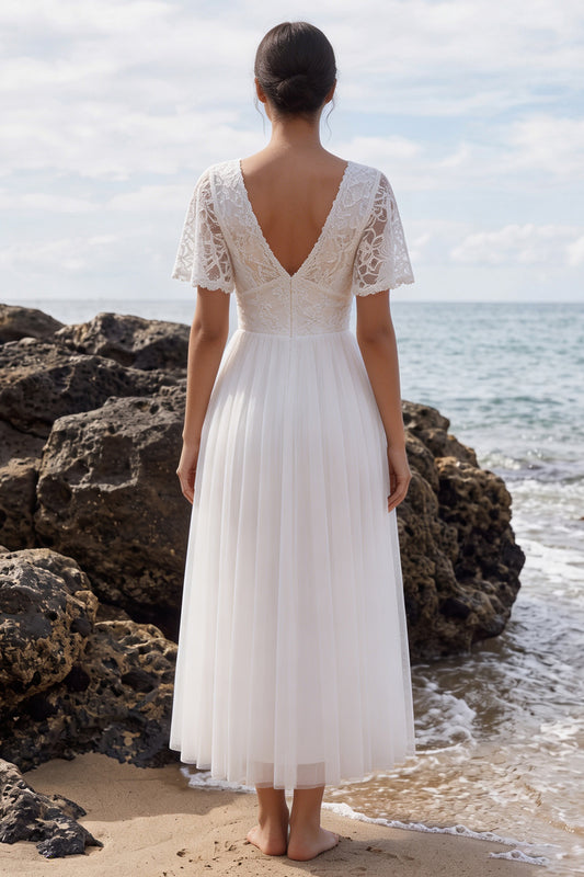 White Tulle A-Line Maxi Floral Beach Wedding Dress with Sleeves
