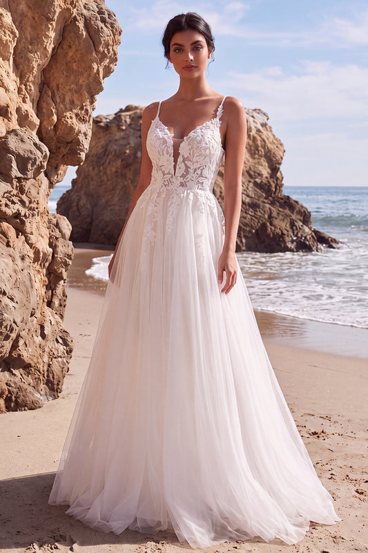 White Floral Tulle A-Line Spaghetti Straps Sweep Train Wedding Dress
