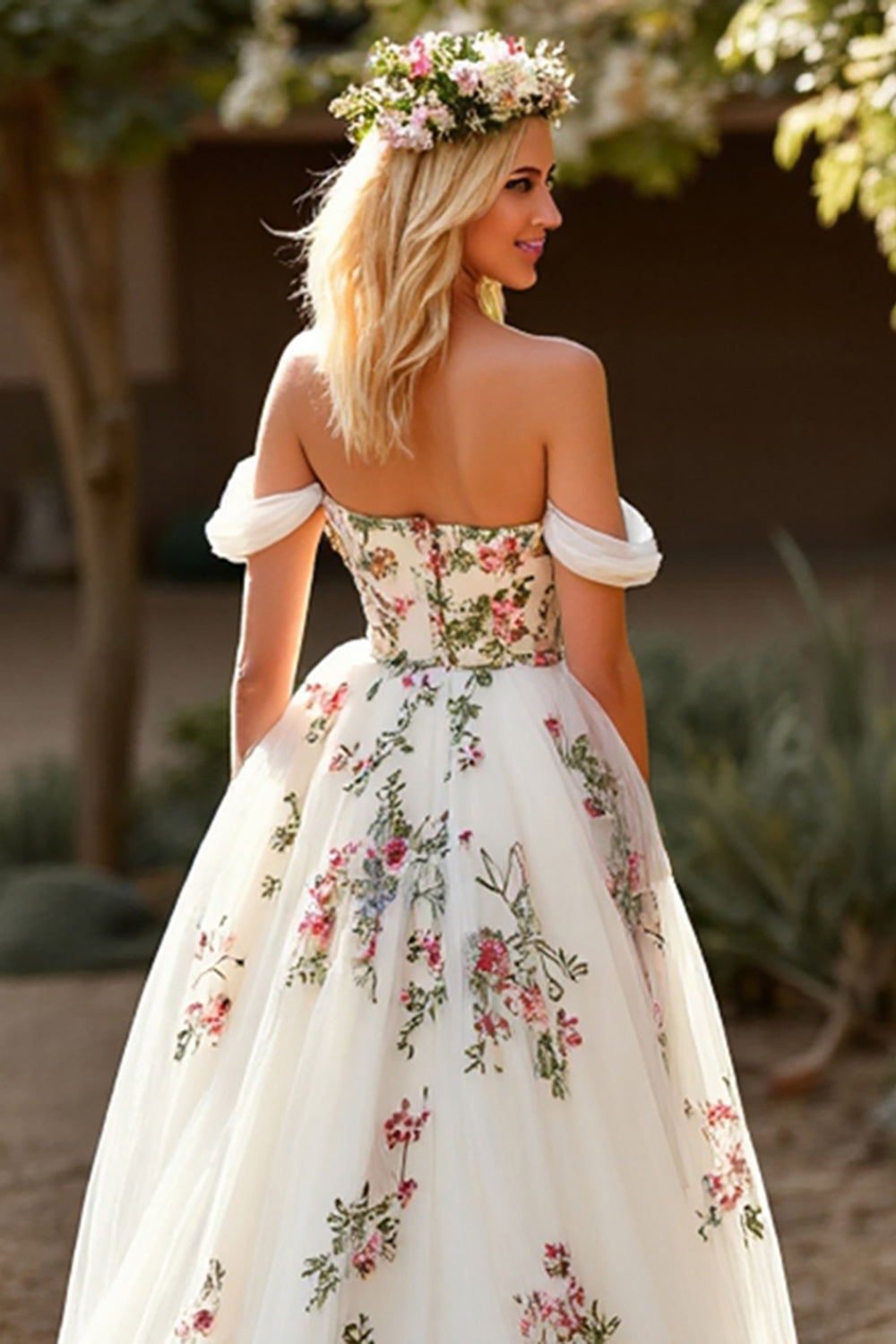 Tulle Floral A Line White Sweep Train Wedding Dress