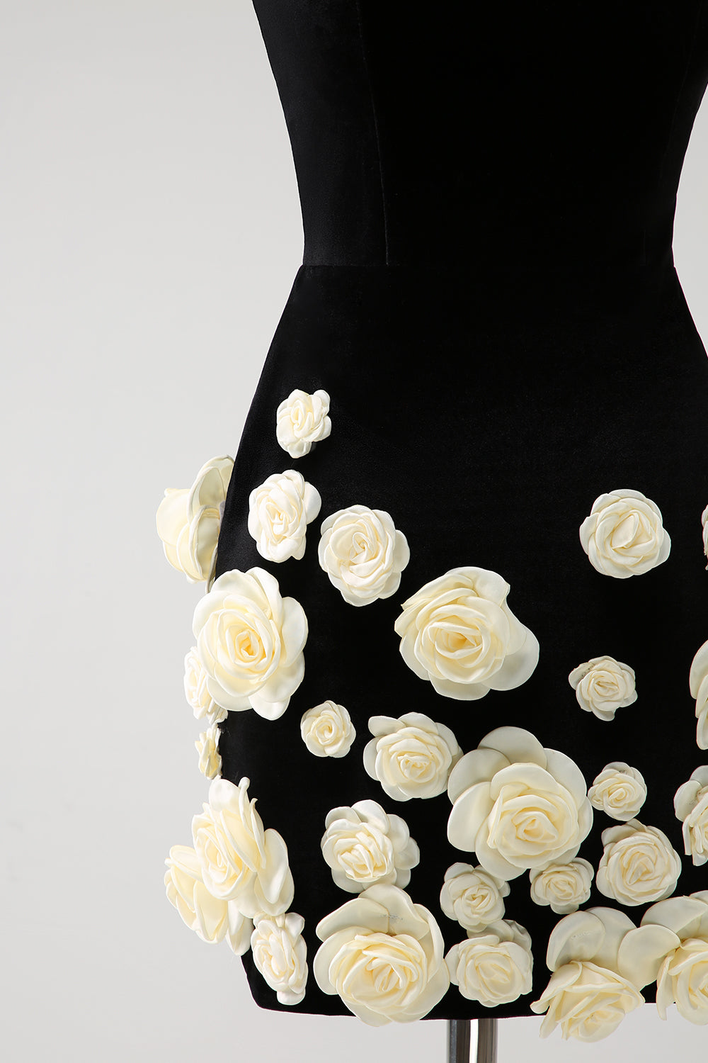 Black Strapless Tight Short Homecoming Dress with 3D Flowers