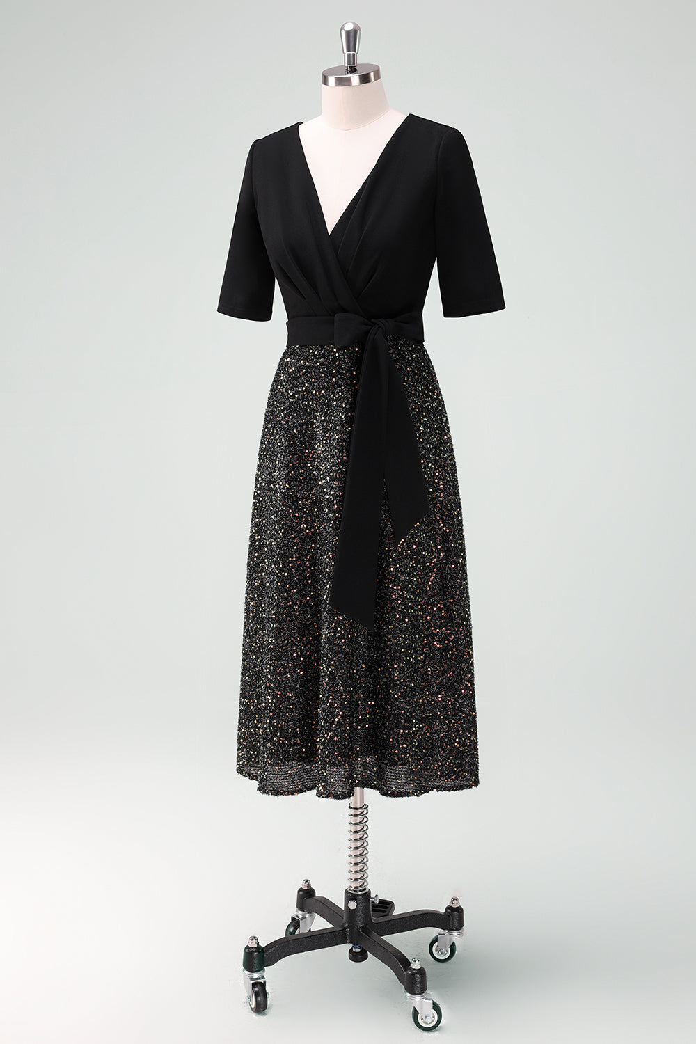 Zapaka Women Sparkly Black Cocktail Dress with Half Sleeves A-Line V