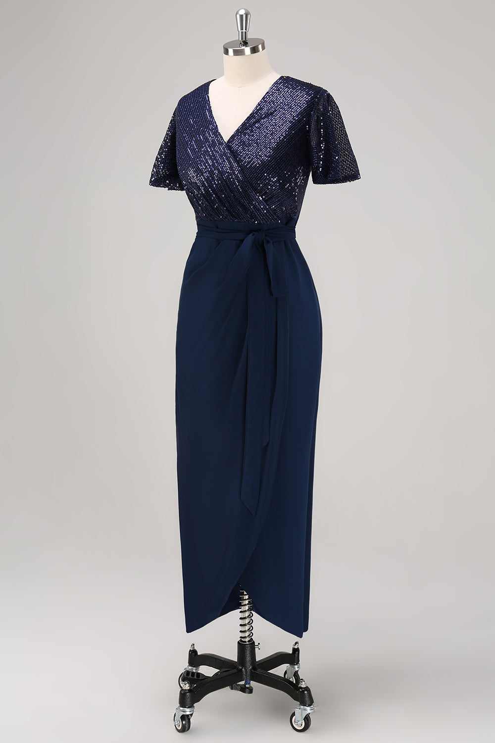 Sparkly V-Neck Navy Ruched Mother Dress with Short Sleeves