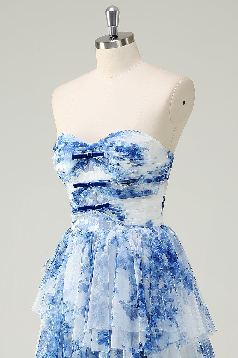 Zapakasa Women White Blue Flower Tiered Prom Dress A-Line Sweetheart Ruche Formal Dress Zapakasa Women White Blue Flower Tiered Prom Dress A-Line Sweetheart Ruche Formal Dress