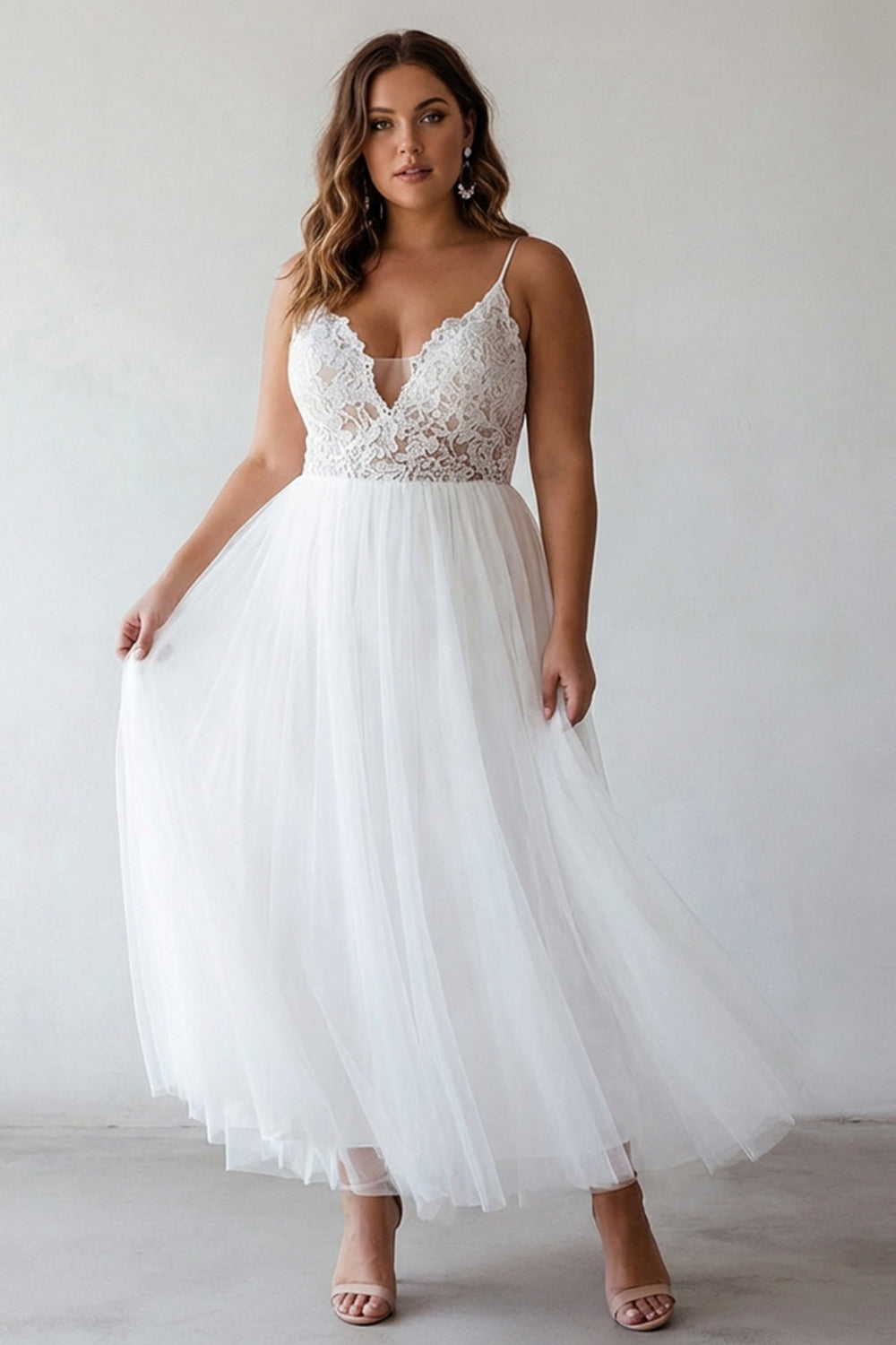 ZAPAKASA Women Lace Plus Size White Graduation Dress A Line Tulle