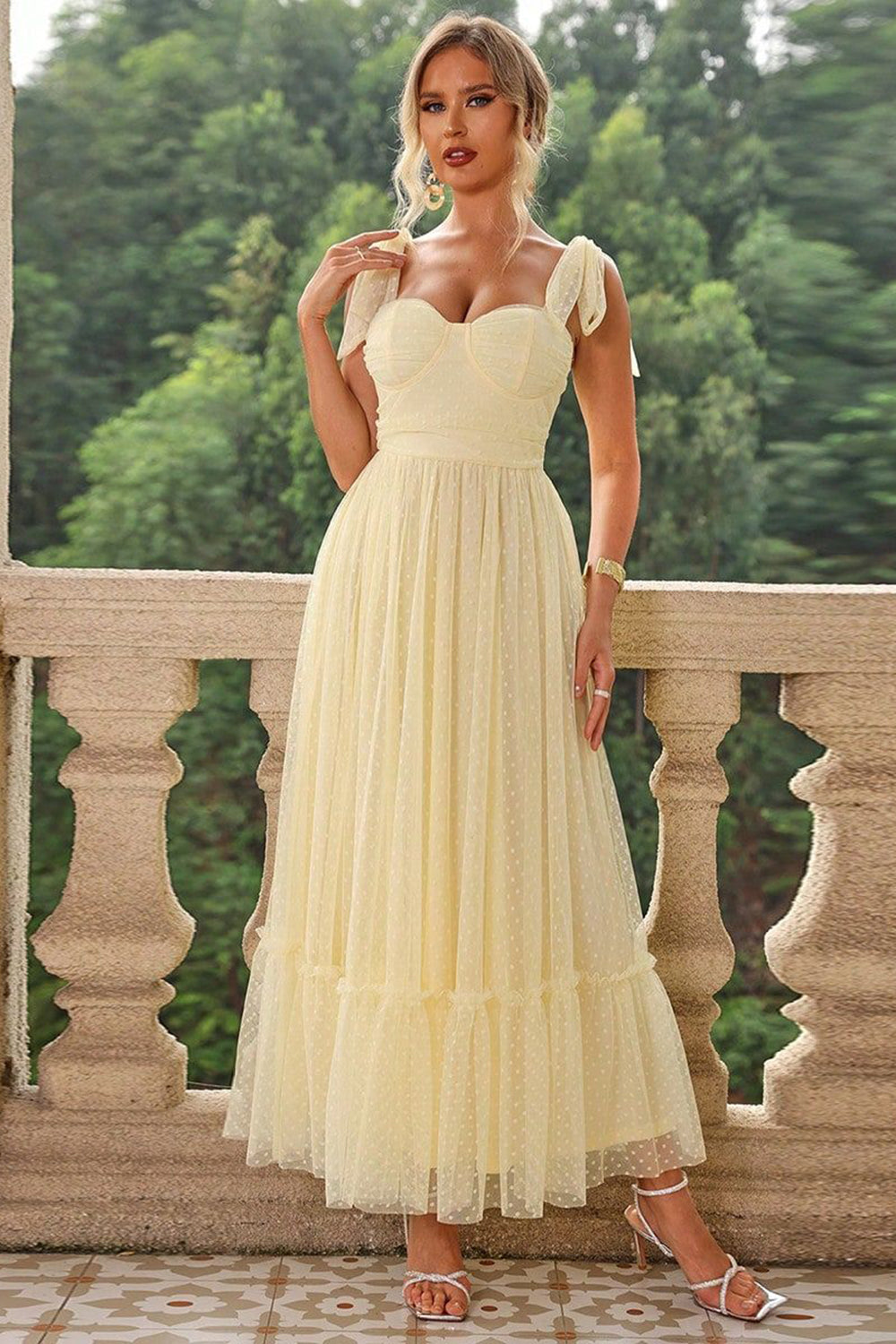 ZAPAKASA Women A Line Black Bridesmaid Dress with Bow Spaghetti Straps Black Pleated Sweetheart Long Wedding Guest Dress ZAPAKASA Women A Line Black Bridesmaid Dress with Bow Spaghetti Straps Black Pleated Sweetheart Long Wedding Guest Dress