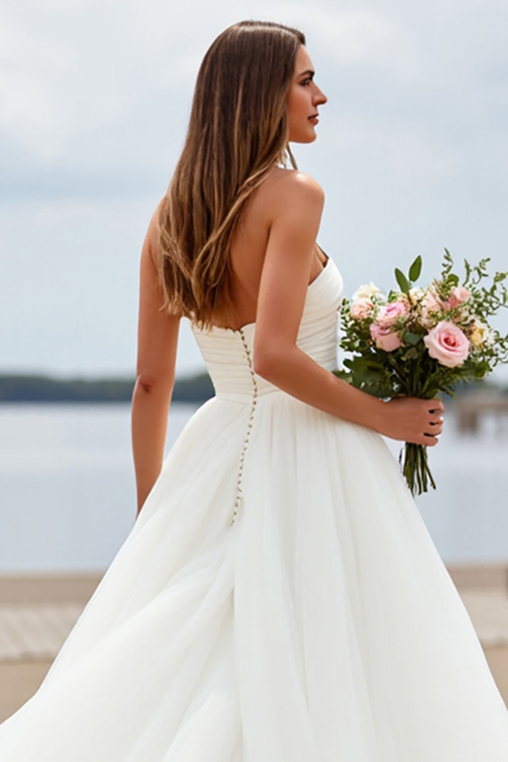 Sweetheart  White Tulle Ball Gown Sweep Train Wedding Dress