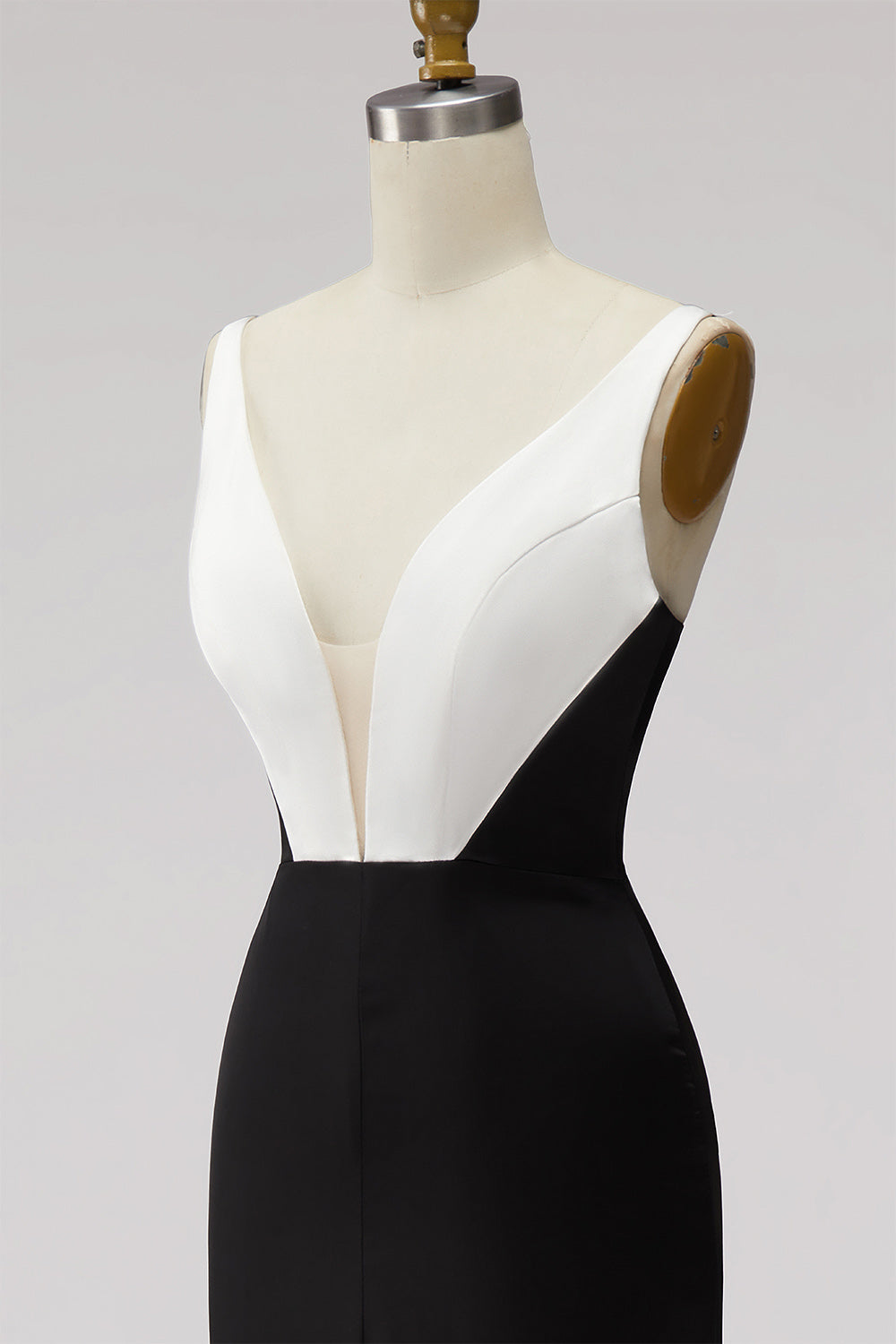 Black White Sheath Deep V-Neck Satin Long Formal Dress with Slit