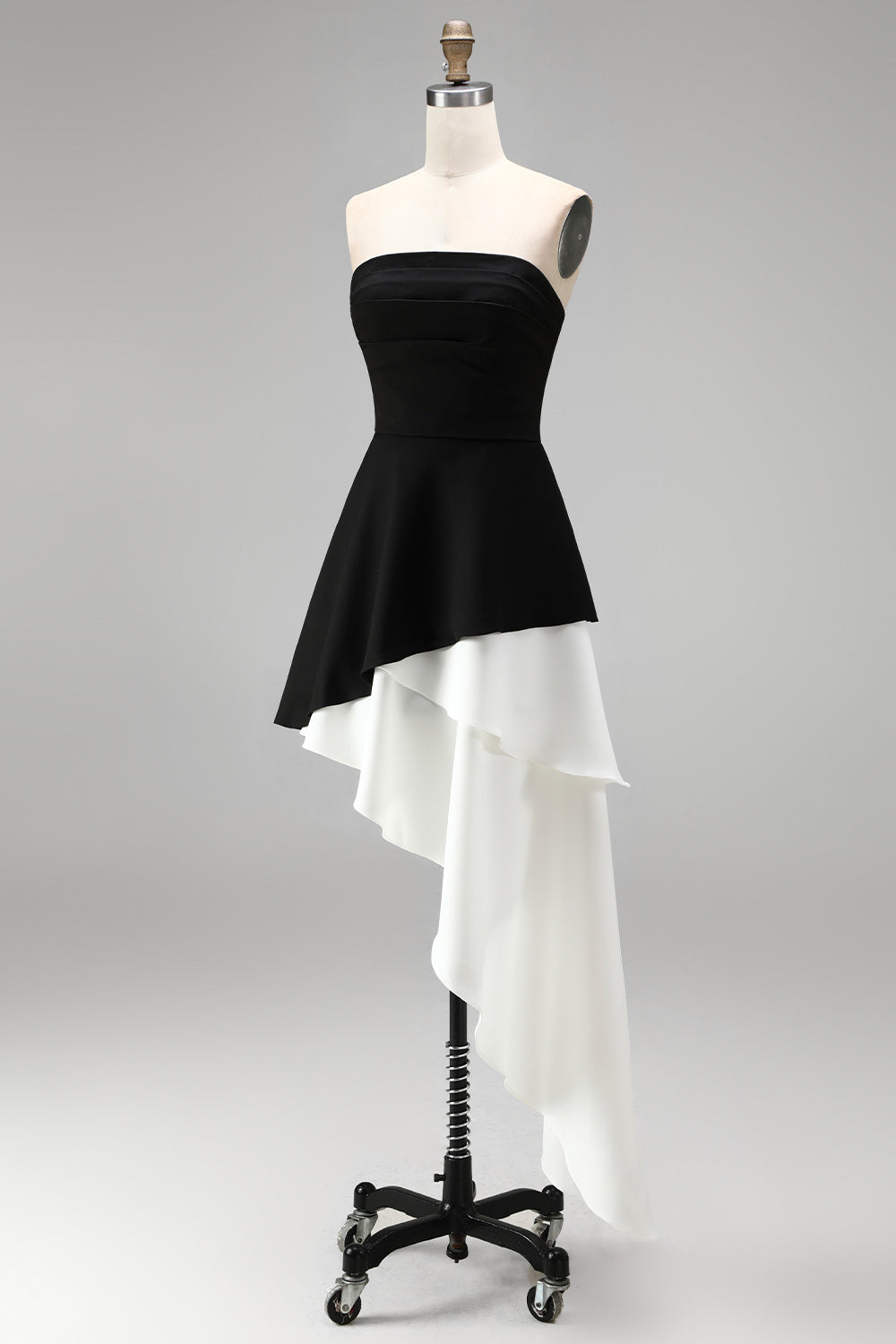 Black White Sheath Square Neck Short Cocktail Dress with Ruffles
