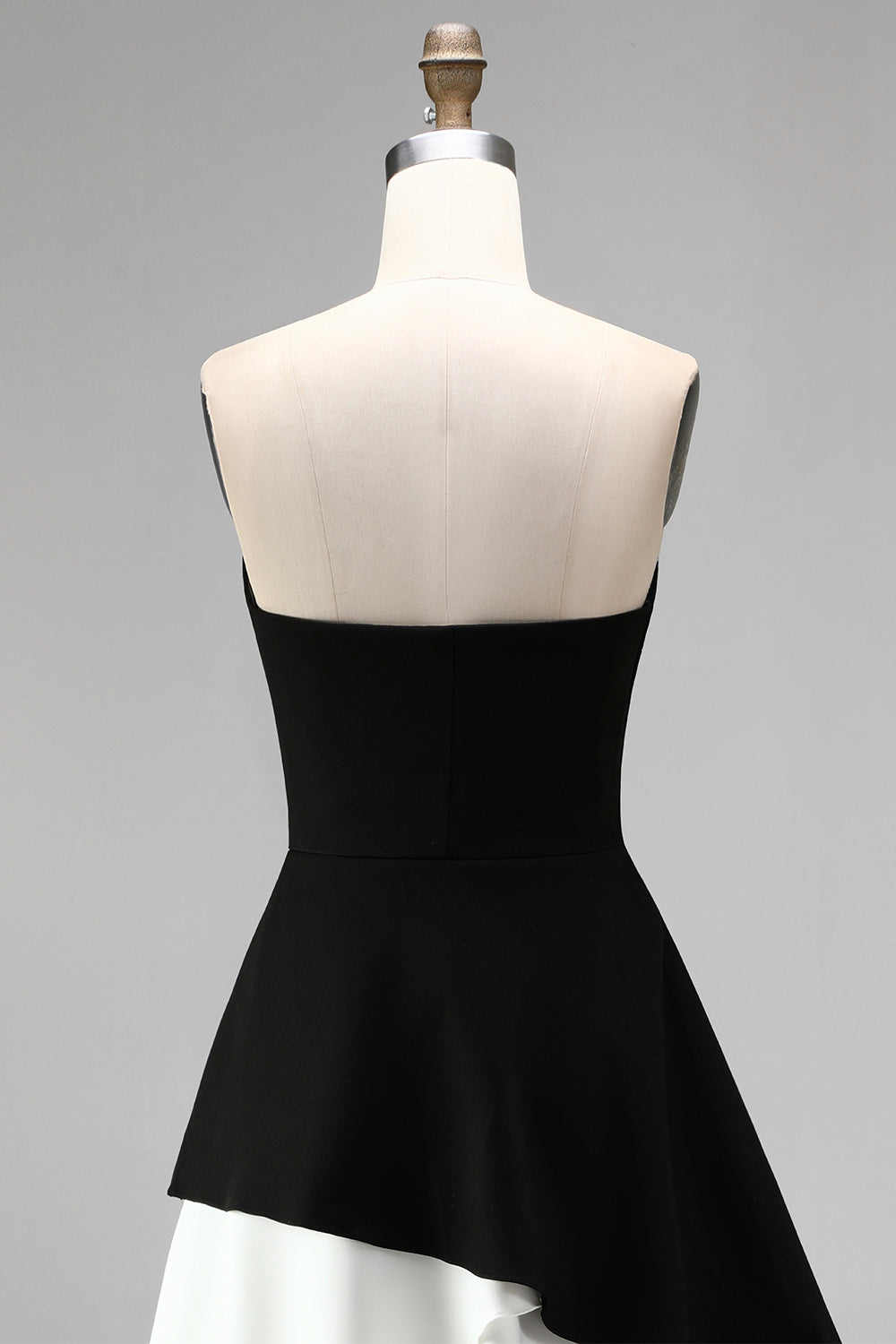 Black White Sheath Square Neck Short Cocktail Dress with Ruffles