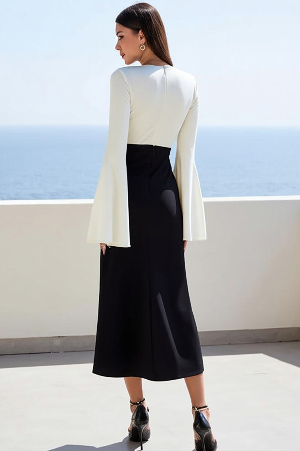 Black White V-Neck Long Sleeve Midi Work Dress with Long Sleeves