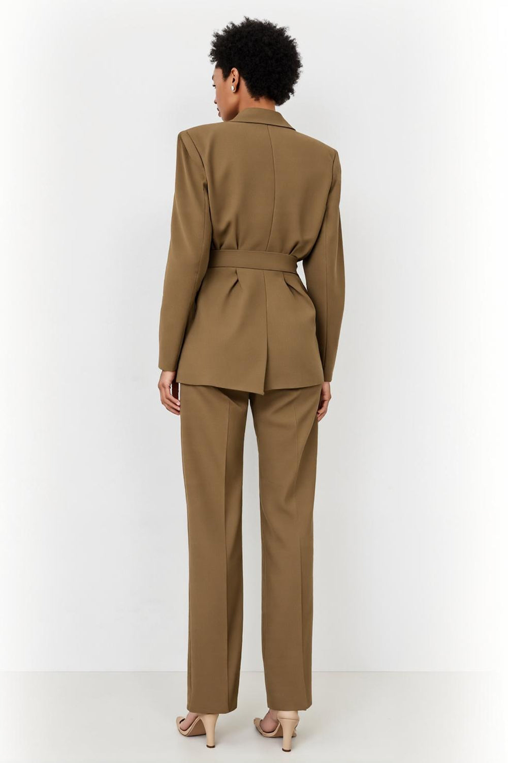 Brown 2 Piece Peak Lapel Satin Business Suits with Bow