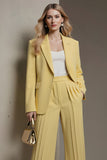 Yellow Pleated 2 Piece Notched Lapel Business Suits with Pockets