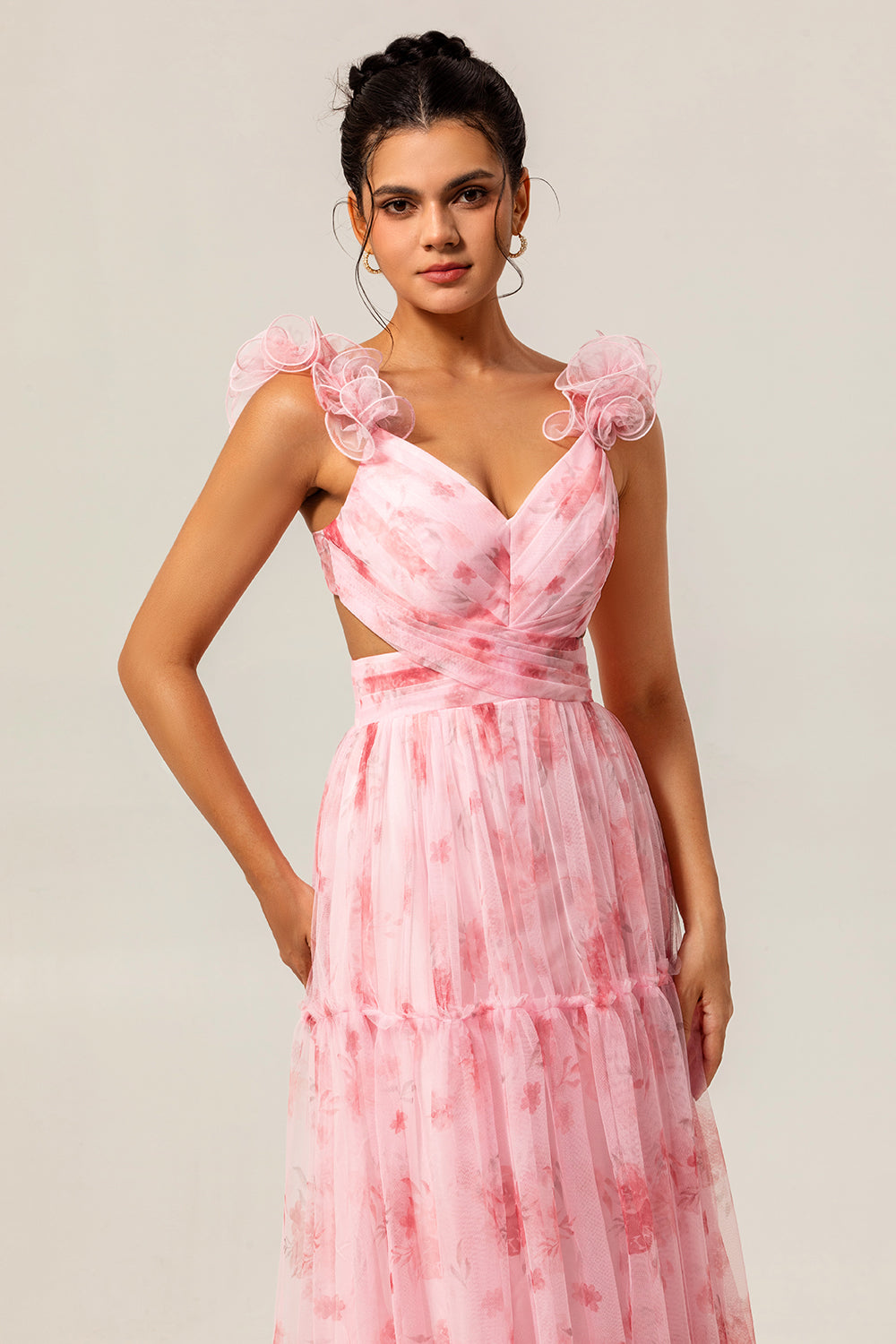 Zapaka Women Blush Floral A Line Bridesmaid Dress Pleated Cut Out Ruffled Long Wedding Guest Dress, Blush Flower / US2