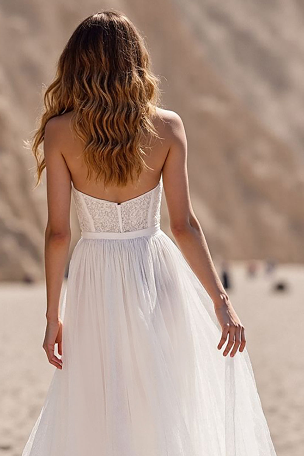 Ivory Sweetheart Corset Tulle Sweep Train Wedding Dress with Lace