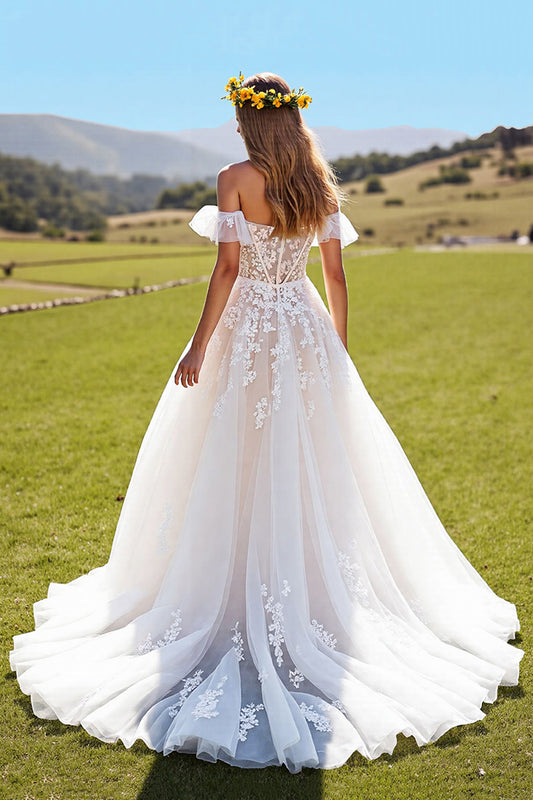 Tulle Corset A-Line Ivory Sweep Train Wedding Dress with Appliques