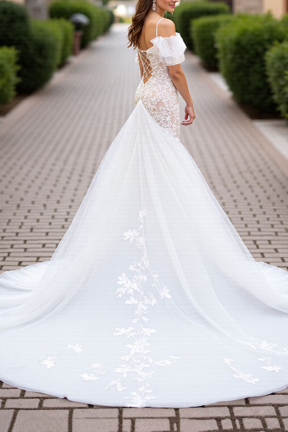 Tulle Ivory Mermaid Cold Shoulder Sweep Train Wedding Dress with Lace