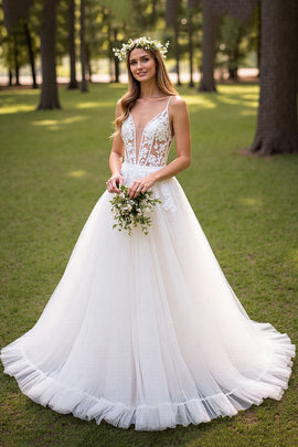 Ivory Tulle Corset Sweep Train Wedding Dress with Appliques