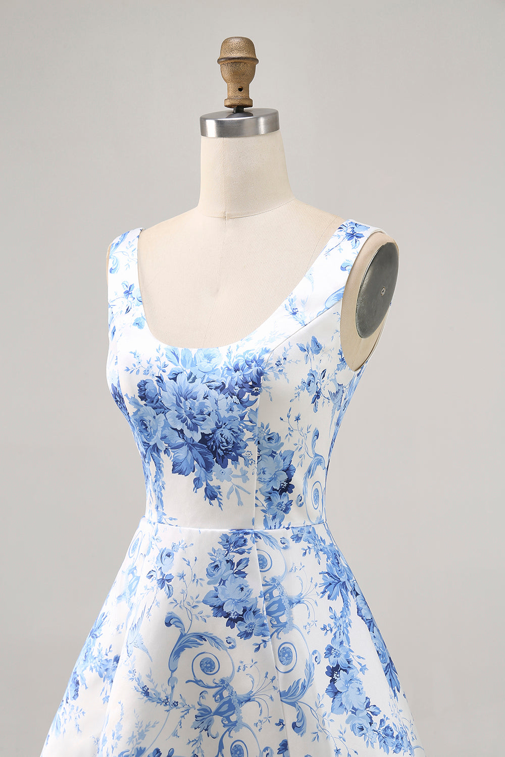 White and Blue Floral Satin Scoop Neck Short Homecoming Dress