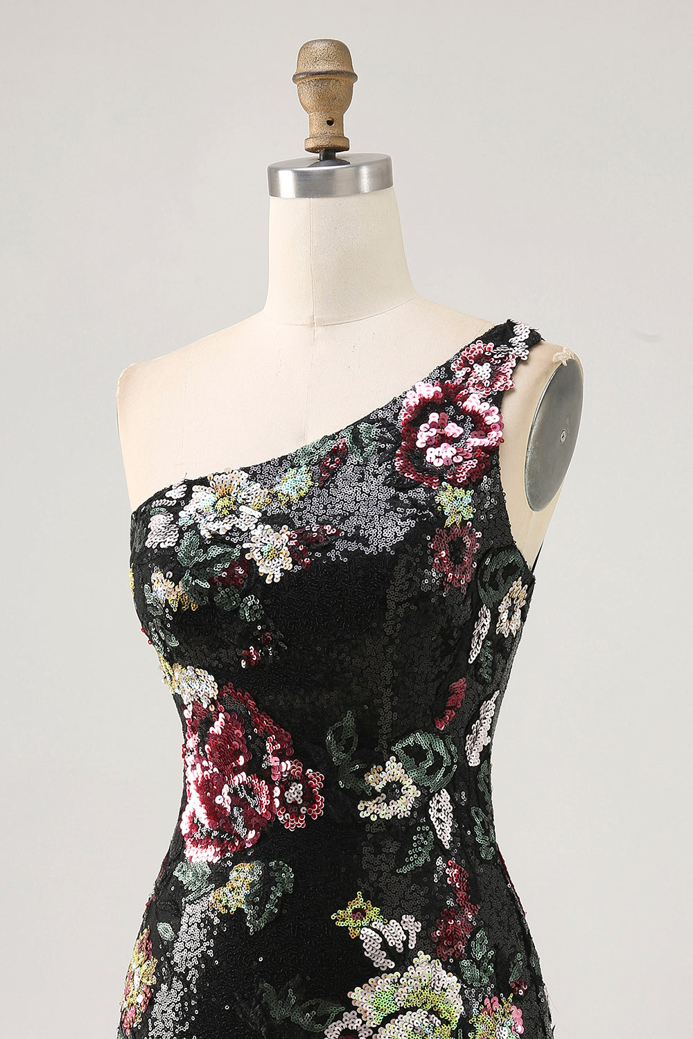Sparkly Black Sequin Floral One Shoulder Short Homecoming Dress with Fringes