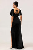 Peacock Green Scoop Neck Long Velvet Bridesmaid Dress with Sleeves