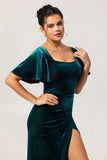 Peacock Green Scoop Neck Long Velvet Bridesmaid Dress with Sleeves