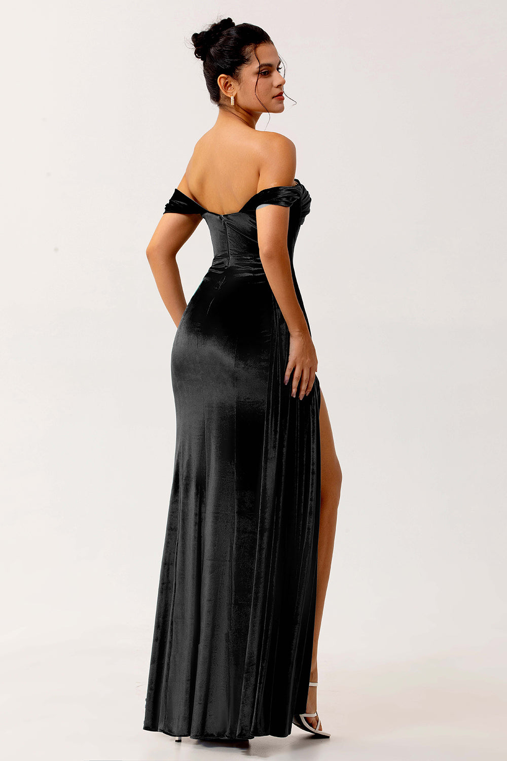Zapakasa Women Peacock Green Corset Long Bridesmaid Dress with Slit Off the Shoulder Velvet Mermaid Wedding Guest Dress with Side Cape Zapakasa Women Peacock Green Corset Long Bridesmaid Dress with Slit Off the Shoulder Velvet Mermaid Wedding Guest Dress with Side Cape