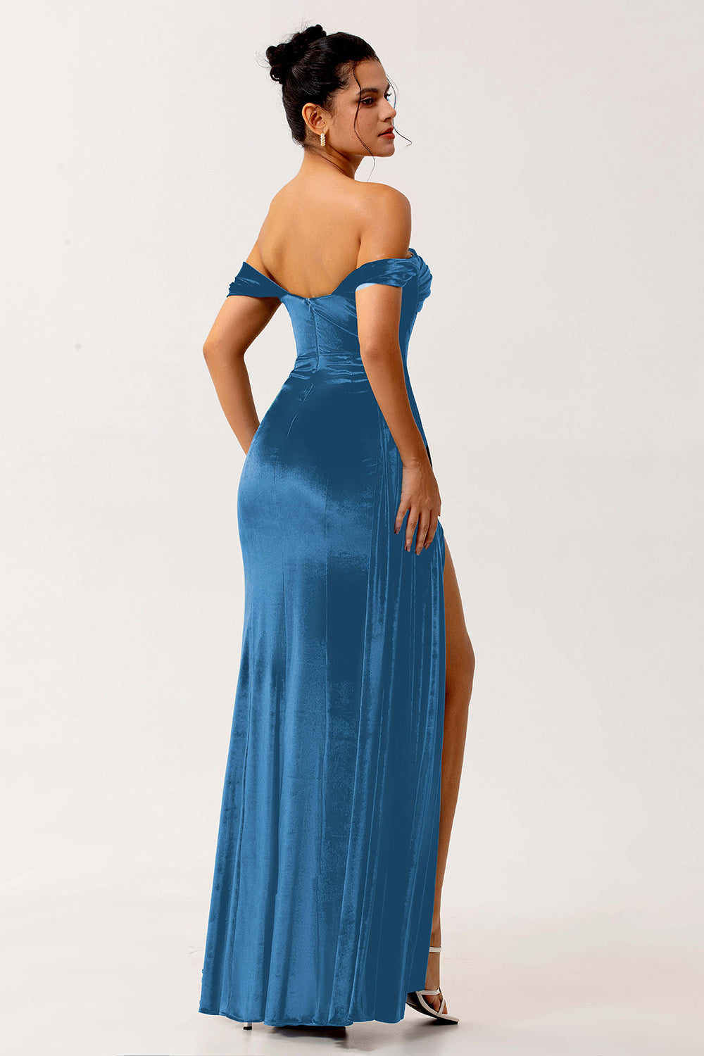 Peacock Green Corset Off the Shoulder Long Velvet Bridesmaid Dress with Slit