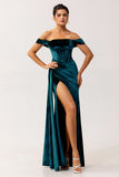 Peacock Green Corset Off the Shoulder Long Velvet Bridesmaid Dress with Slit