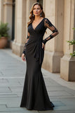 Black V-Neck Ruffled Mermaid Long Mother of the Bride Dress with Lace