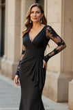Black V-Neck Ruffled Mermaid Long Mother of the Bride Dress with Lace