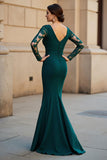 Black V-Neck Ruffled Mermaid Long Mother of the Bride Dress with Lace